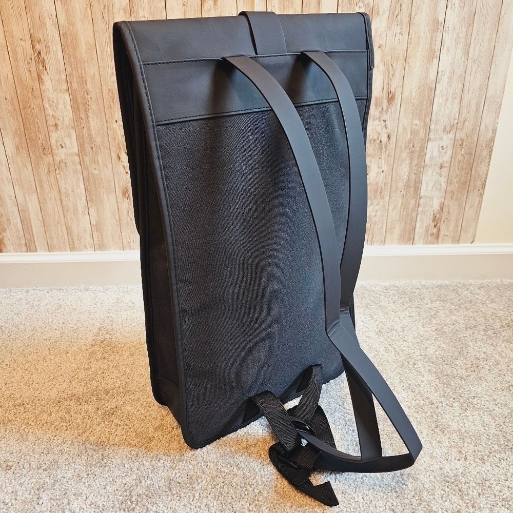 Azzaro Backpack - Picture 6 of 7